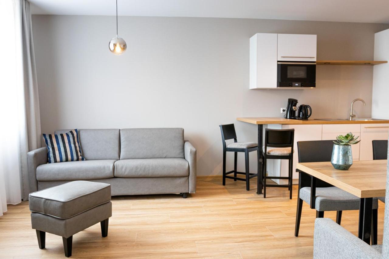 Bodenseezeit Apartmenthotel Garni リンダウ エクステリア 写真