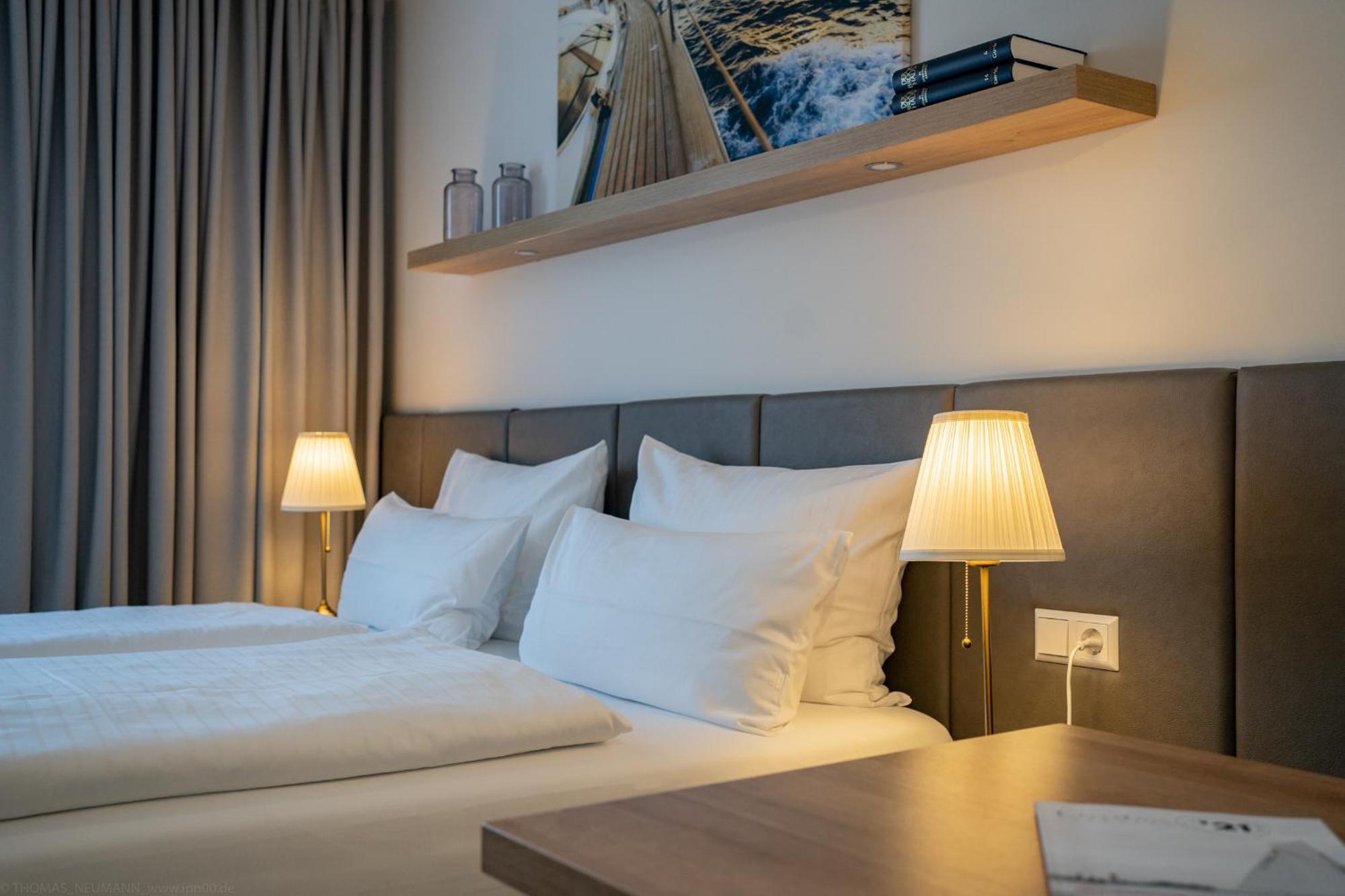 Bodenseezeit Apartmenthotel Garni リンダウ エクステリア 写真